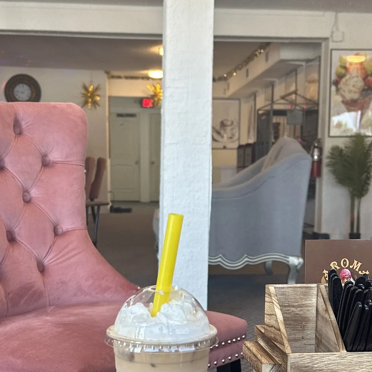 Iced Vanilla Latte