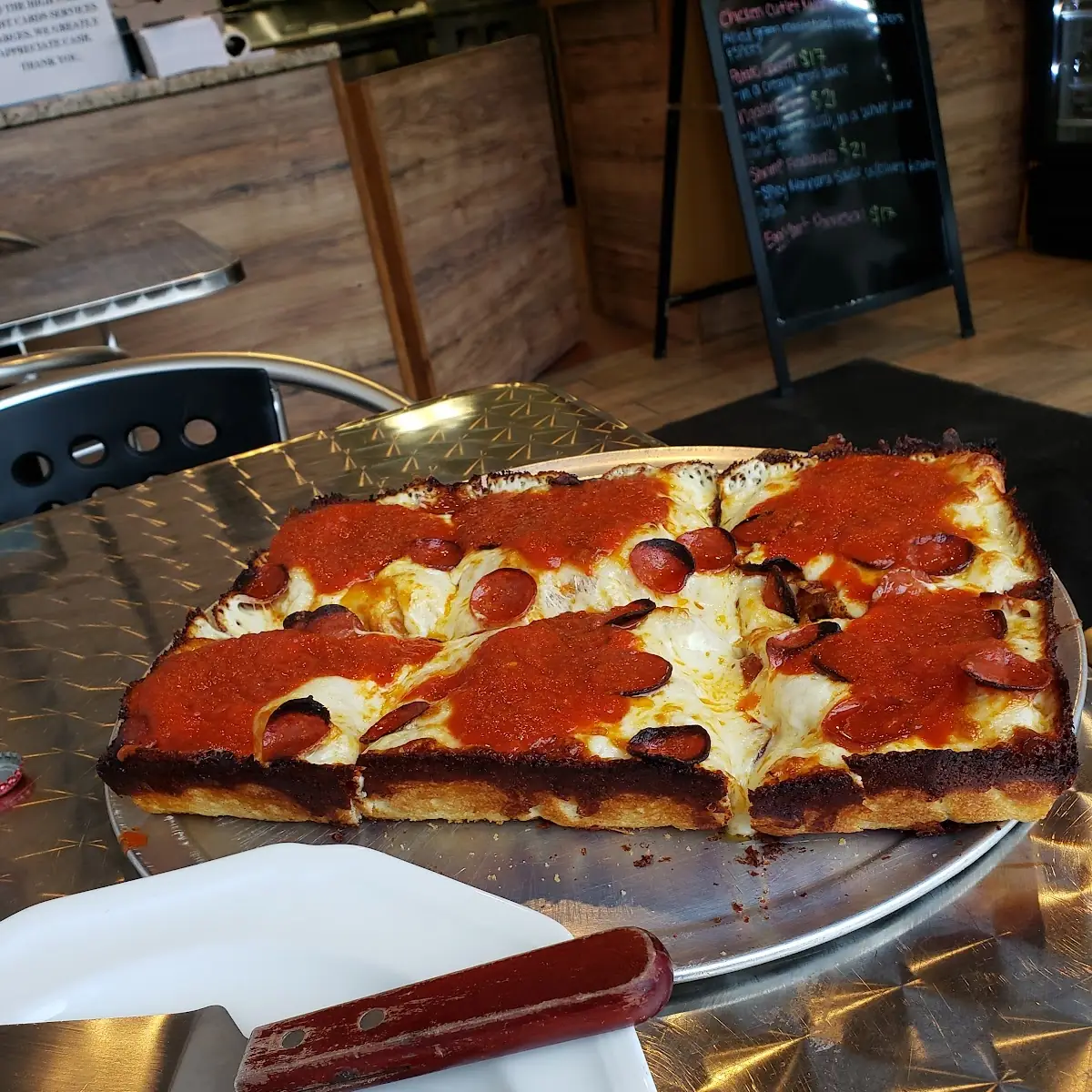 Detroit Style Pizza Pepperoni Pizza