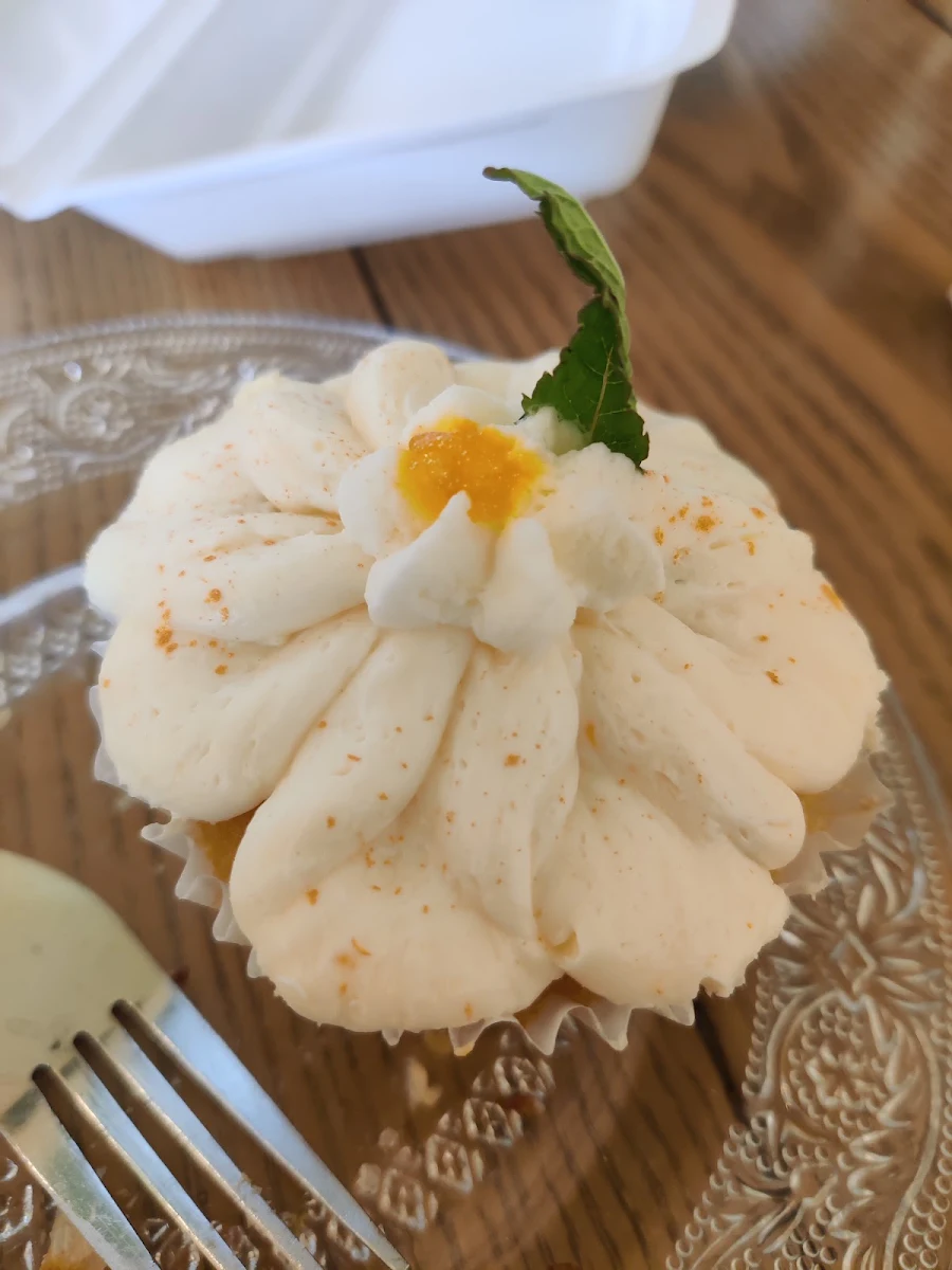 Passion Fruit Cupcake