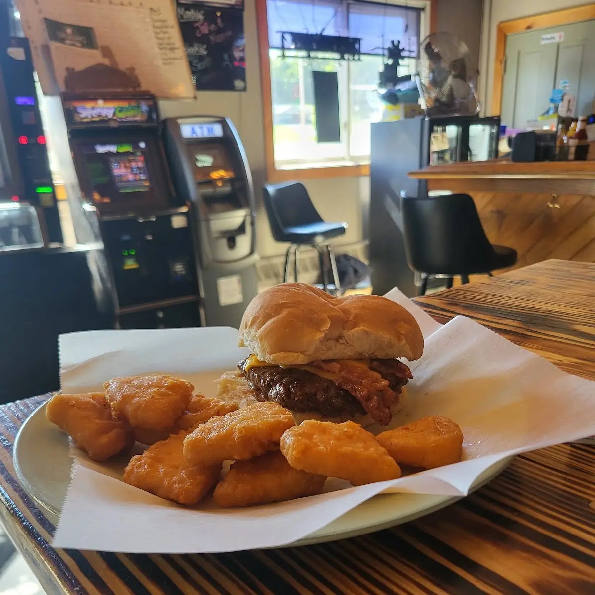Bacon Cheeseburger with Mac & Cheese Bites