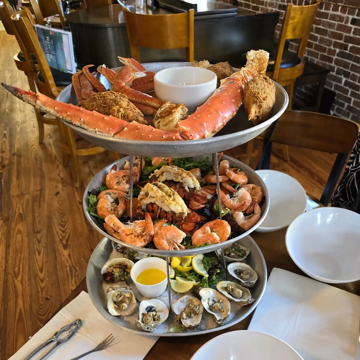 Seafood Tower Supreme Middle Tier