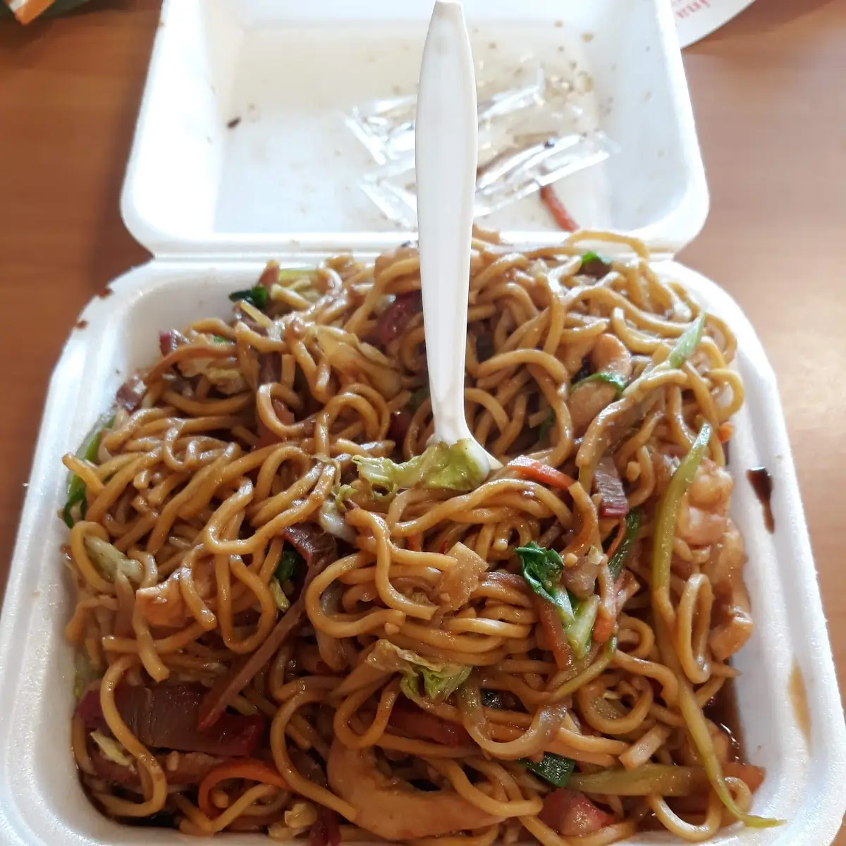 Chicken Lo Mein Combo Plate