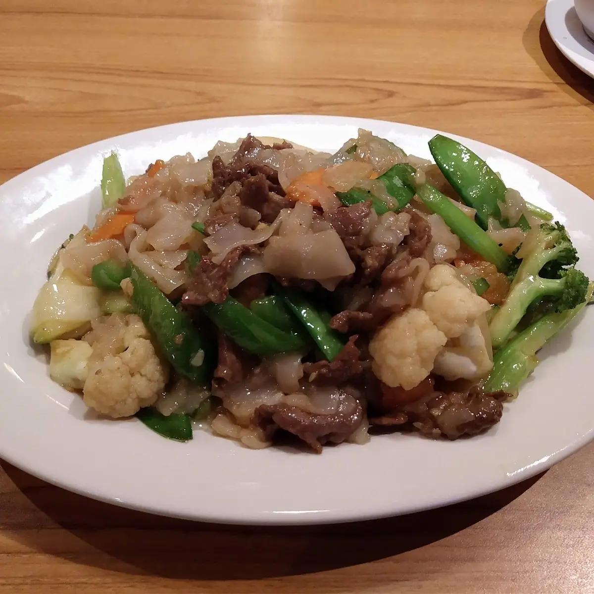 Stir Fried Rice Noodles with Beef