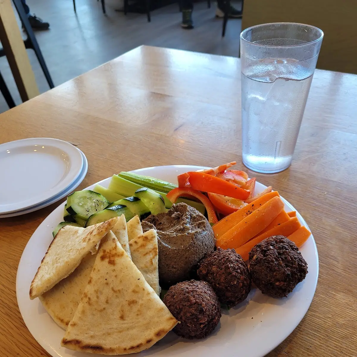 Falafel Burger