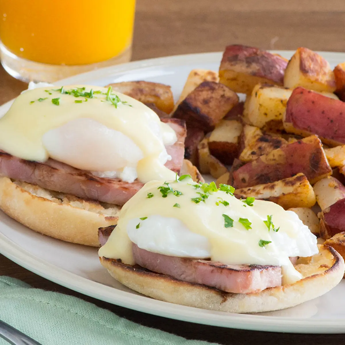 Smoked Salmon Benedict