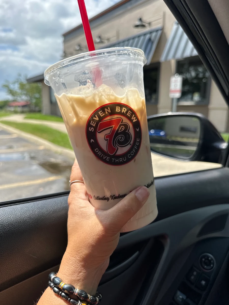 Cinnamon Roll Latte