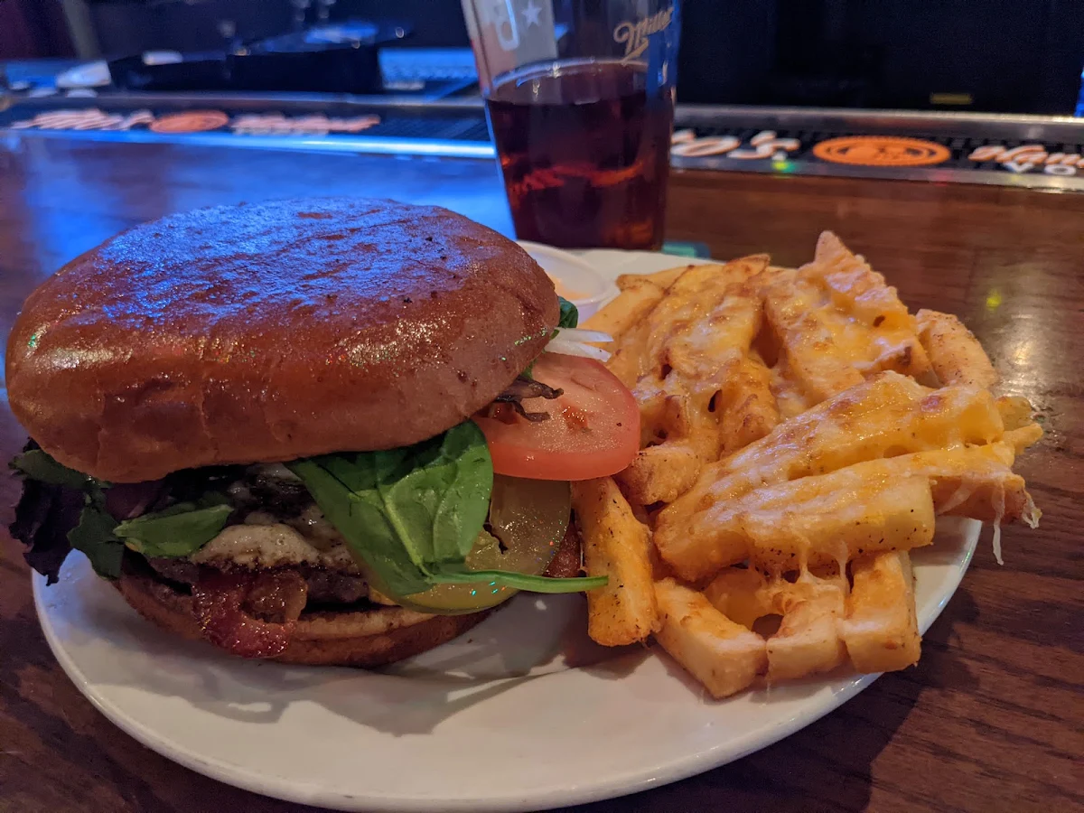 Half Pound Pub Burger