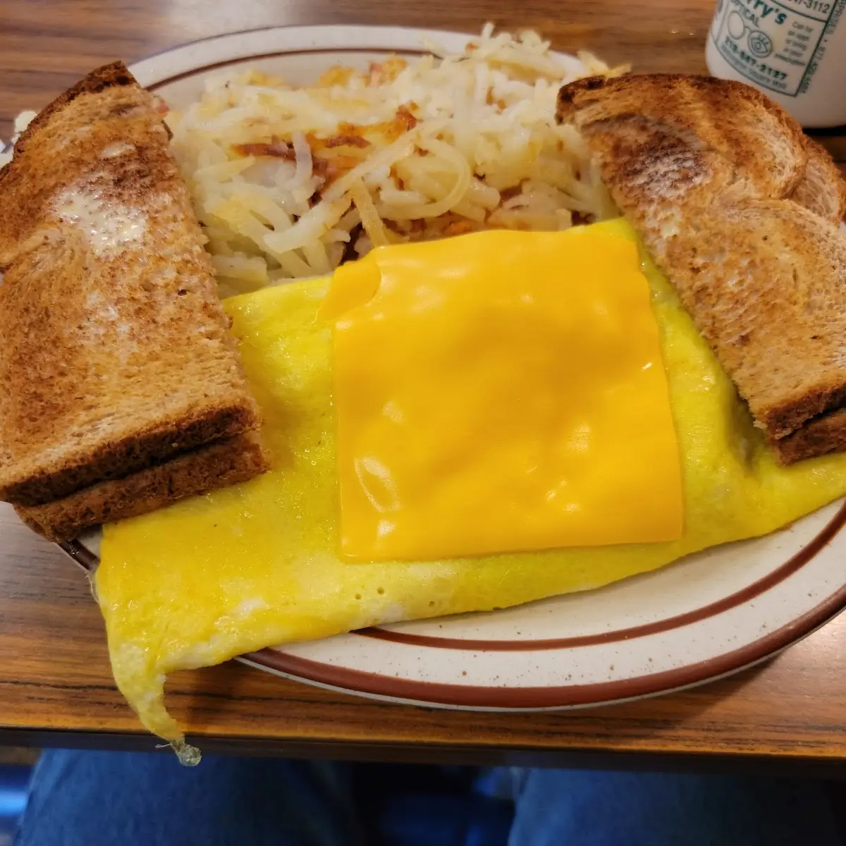 Everything Omelet with Wheat Toast