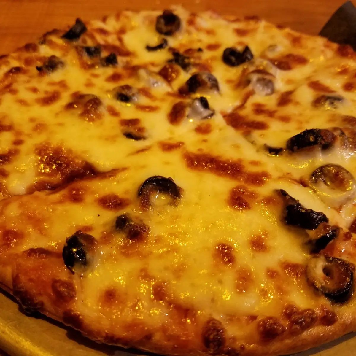 8 Thin Crust Pizza