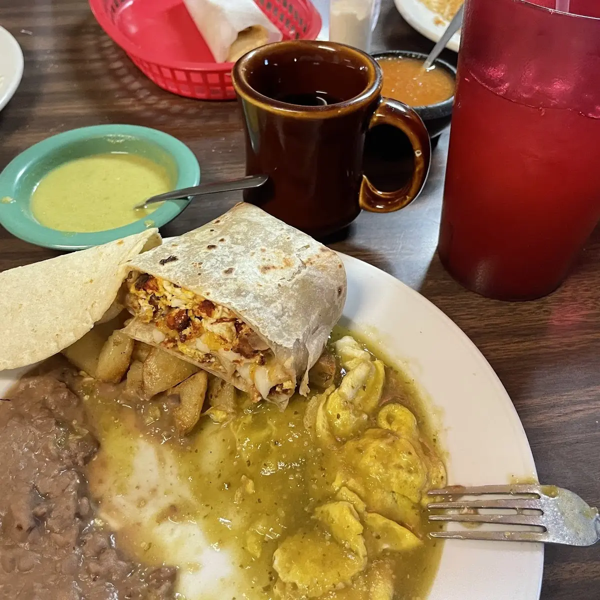 Huevo En Salsa Verde