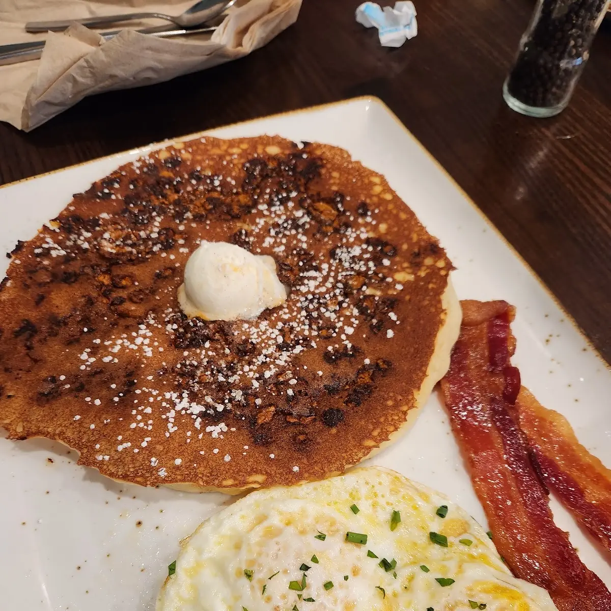 Carrot Cake Multigrain Pancake