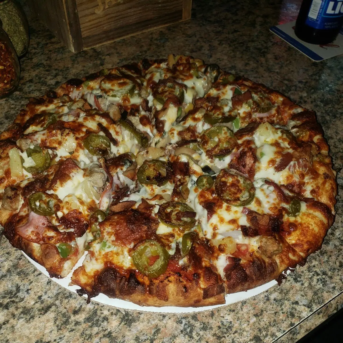 Garbage Pizza Hand Tossed