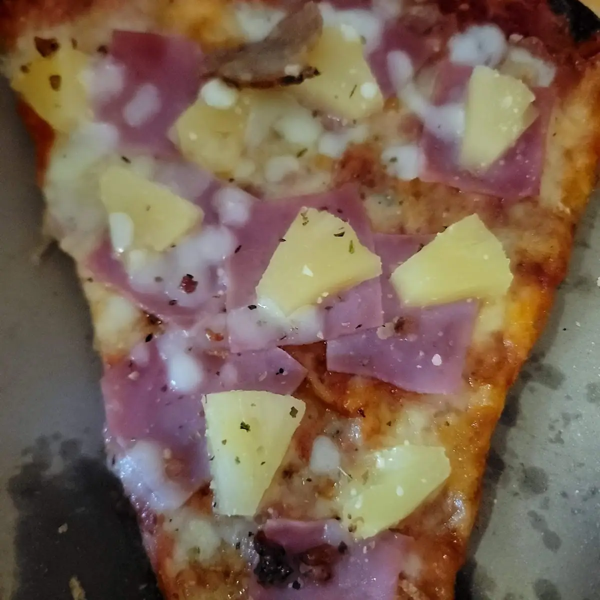 Hawaiian Pizza