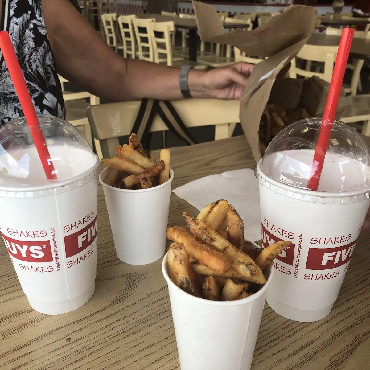 Five Guys Style