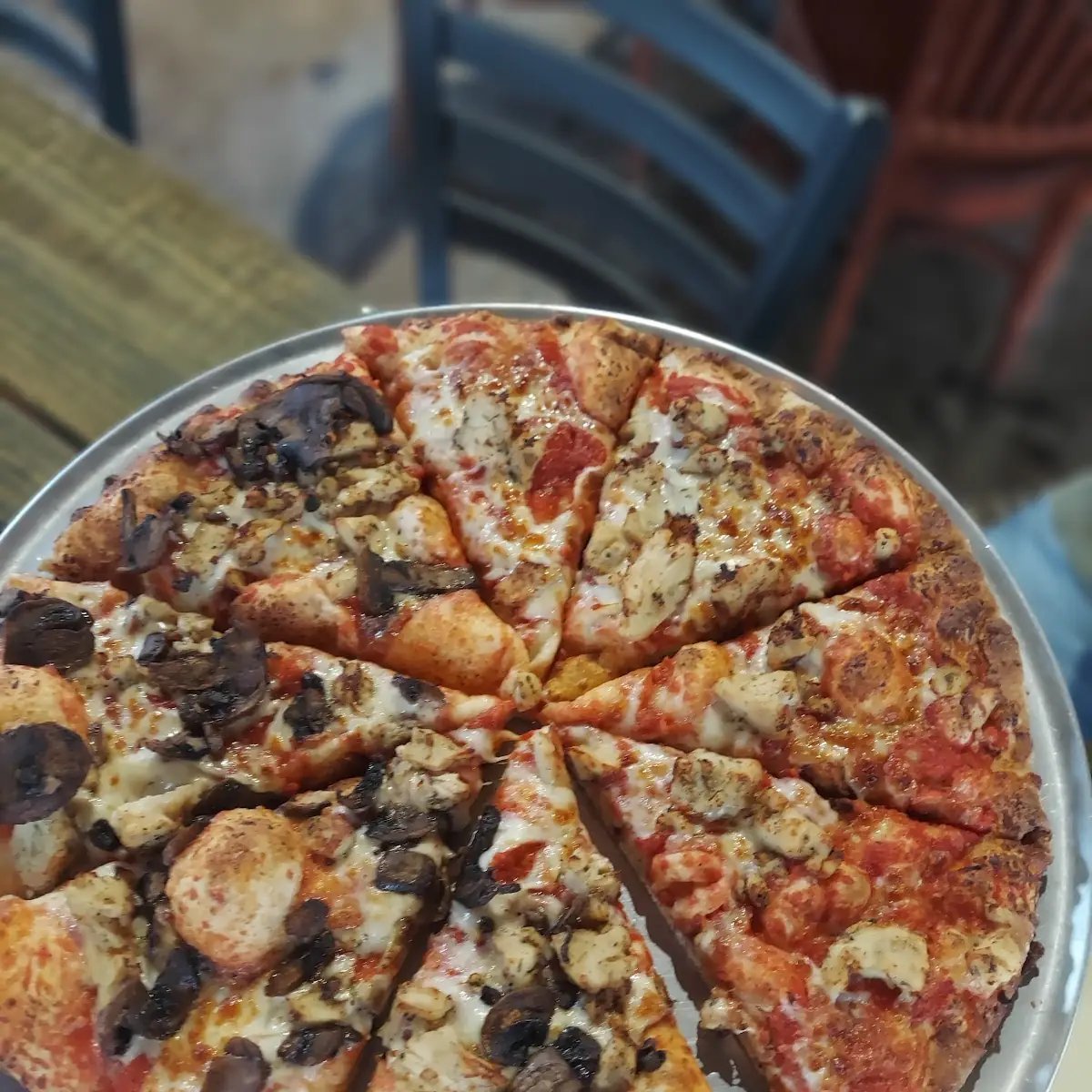 Chicken Pizza Half with Mushrooms