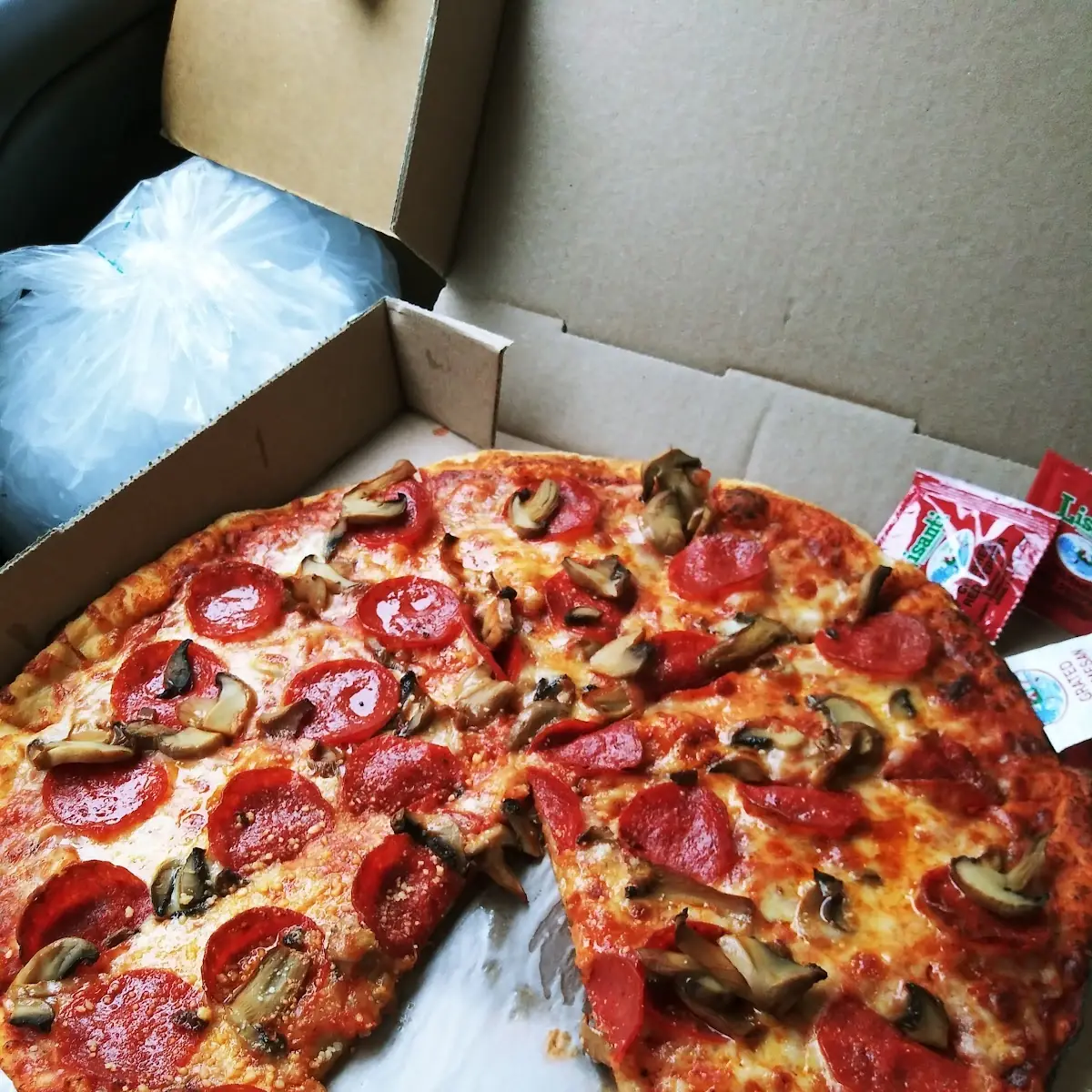 Pepperoni & Mushroom Pizza -Yummy