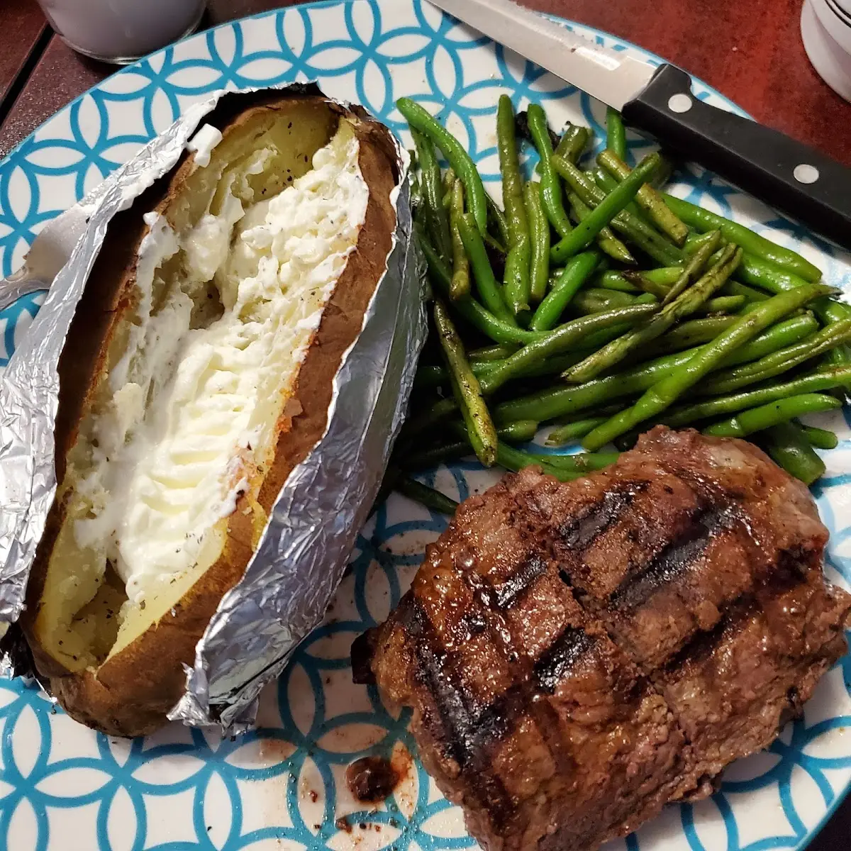 Steak Baked Potato & Green Beans