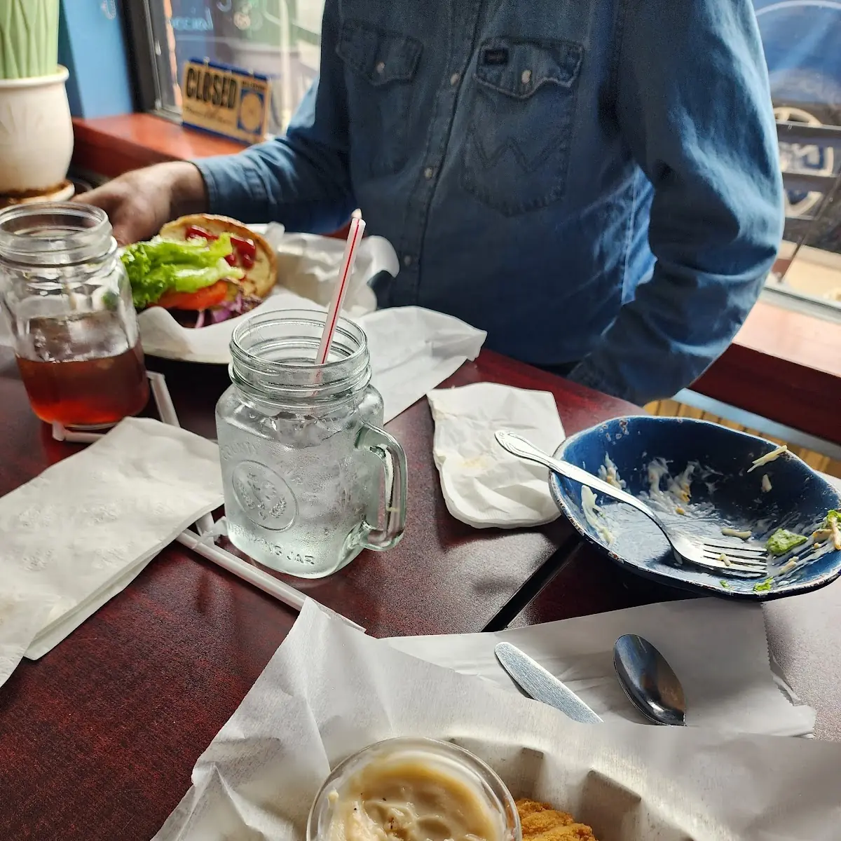 Twisted Biscuit & Gravy