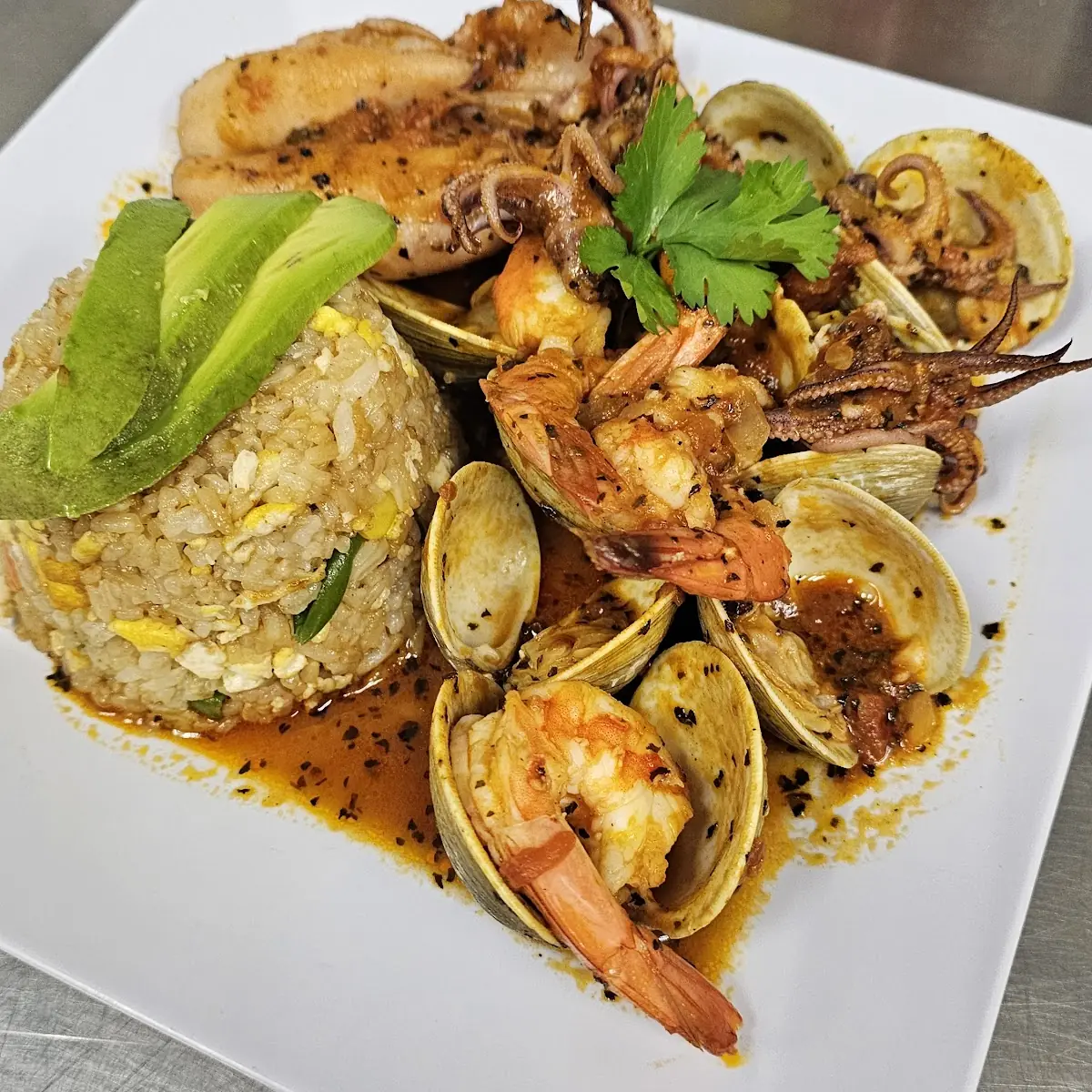 Fried Rice with Mixed Seafood