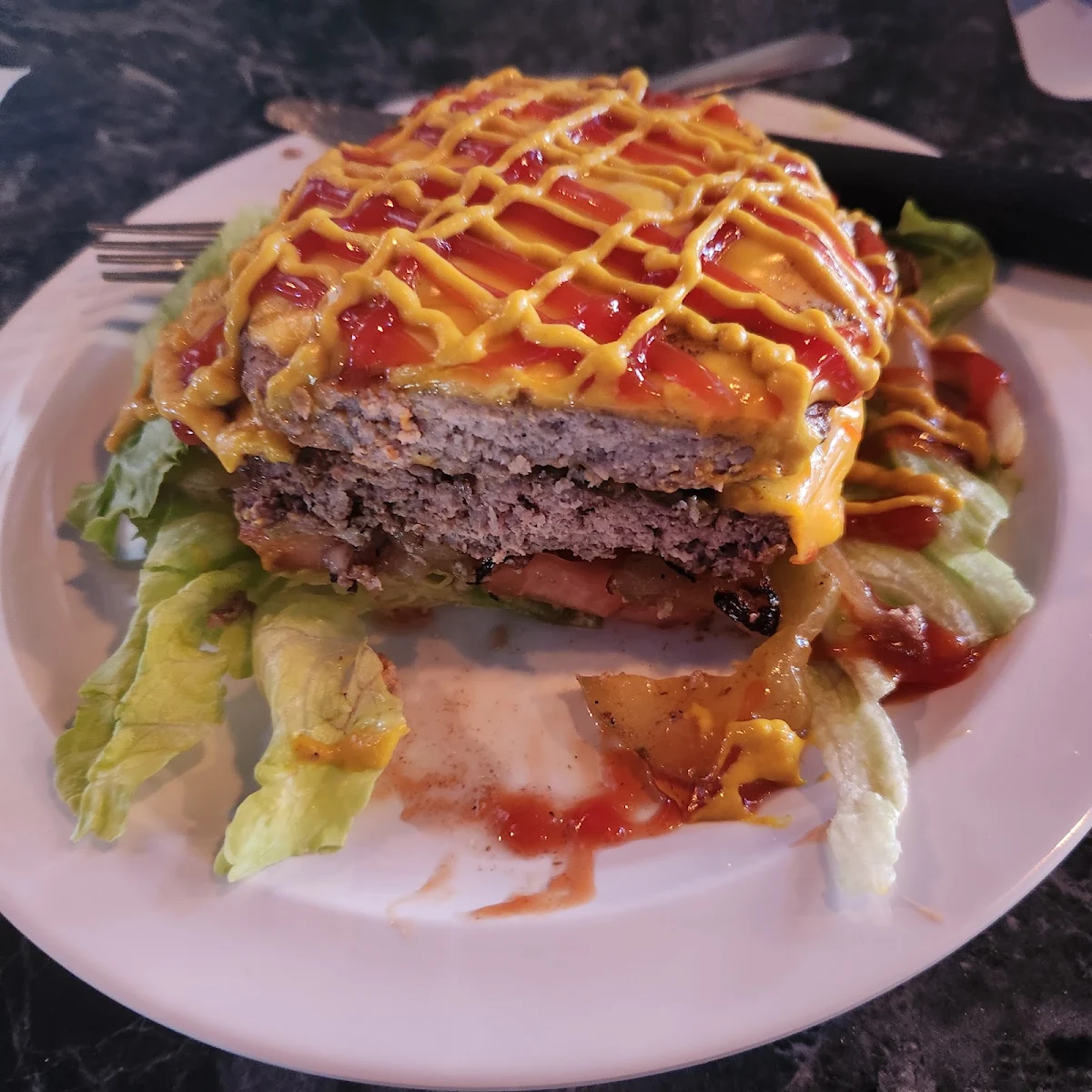 Cheeseburger Deluxe