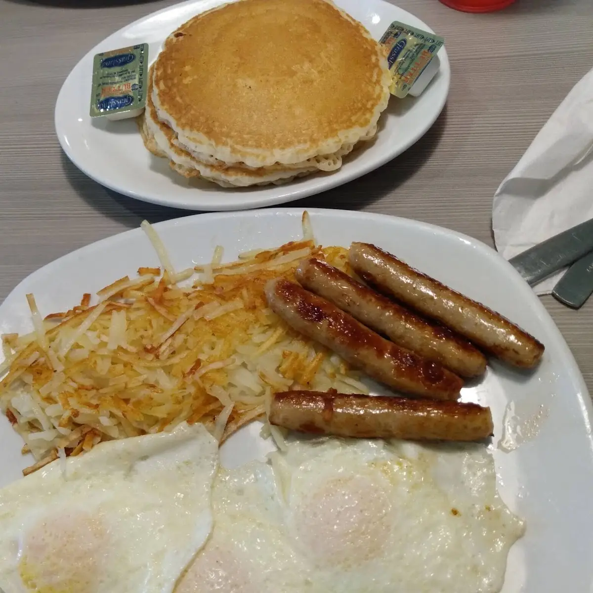 Scrambled Egg Hash Browns & Toast