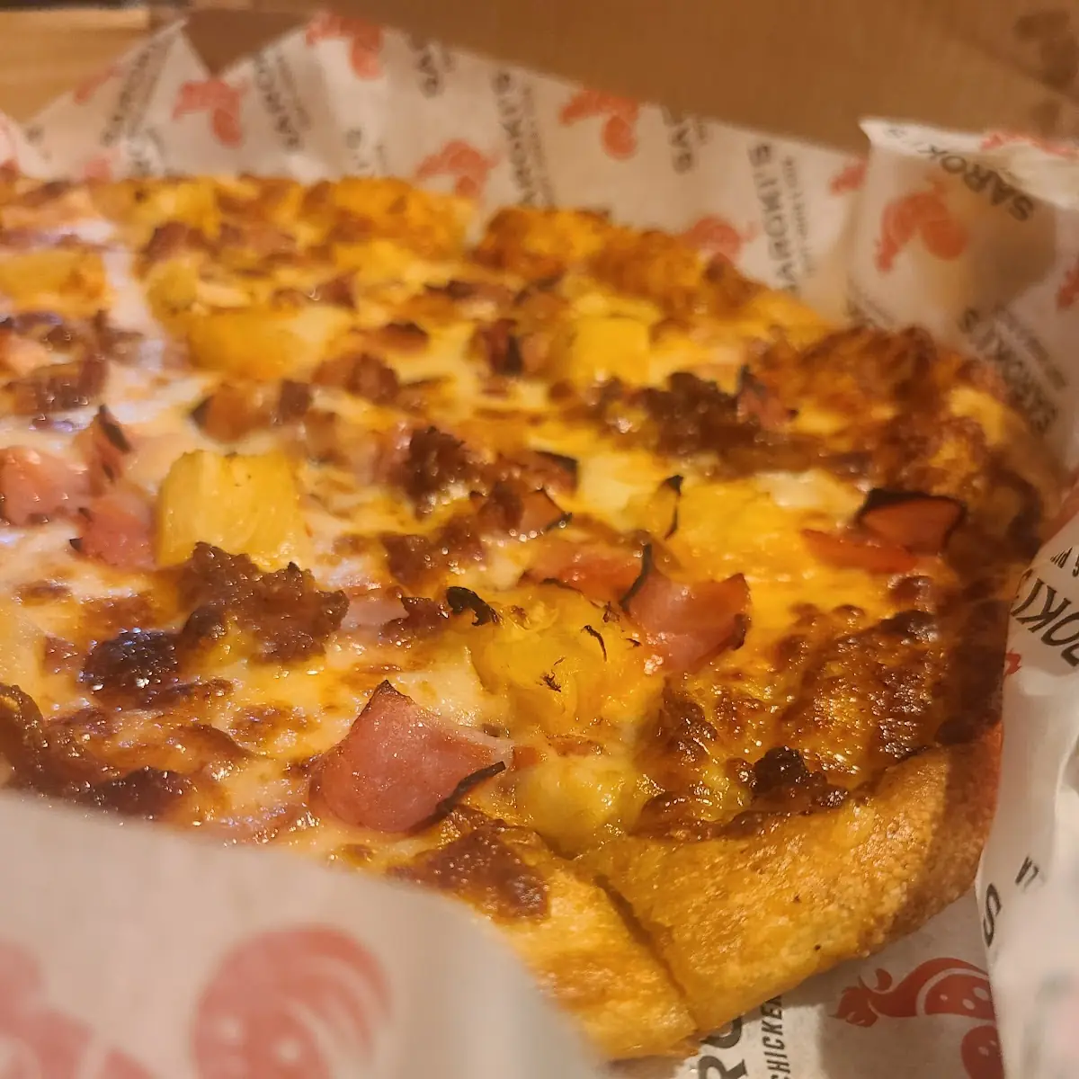 Hawaiian Pizza