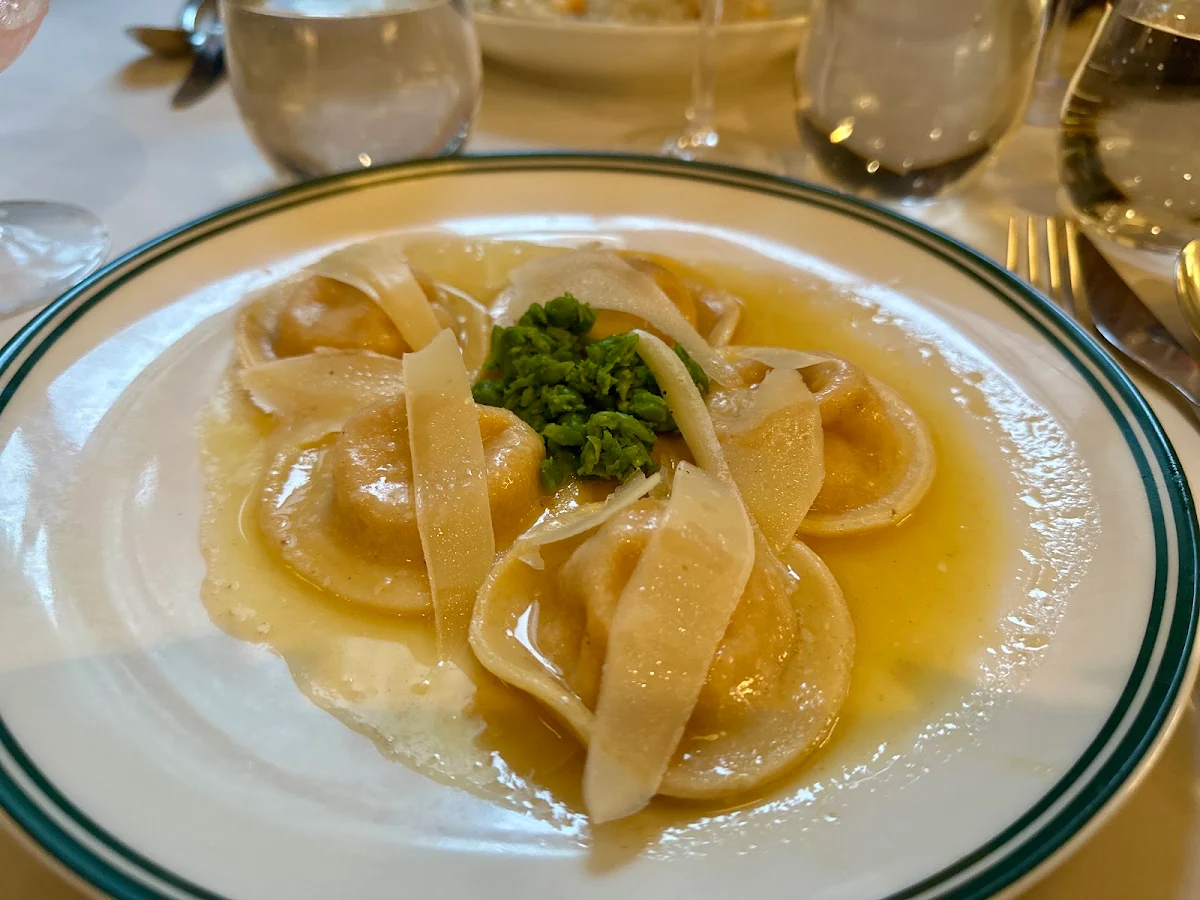 Ravioli, de Vine Food & Wine