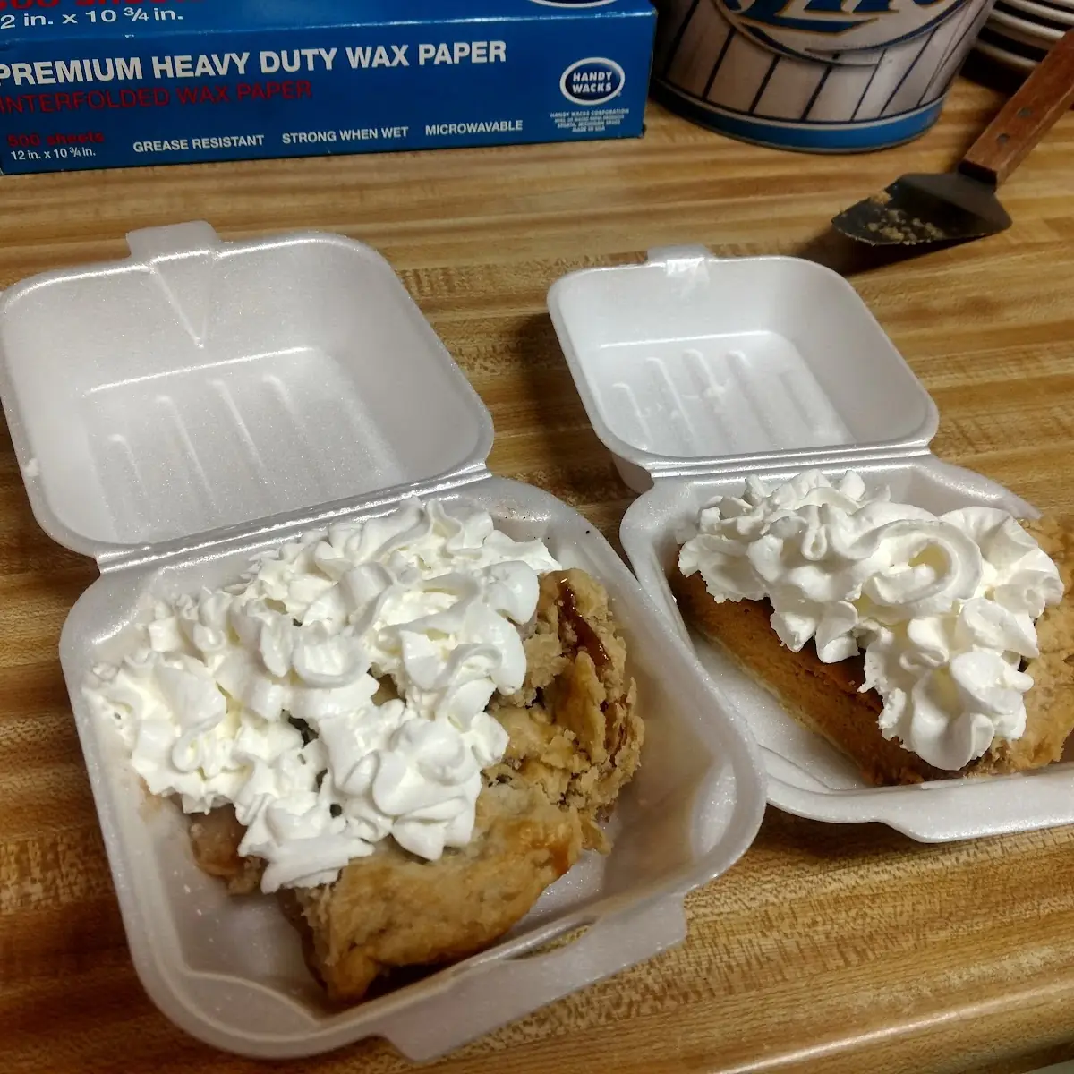 Apple Pie & Pumpkin Pie