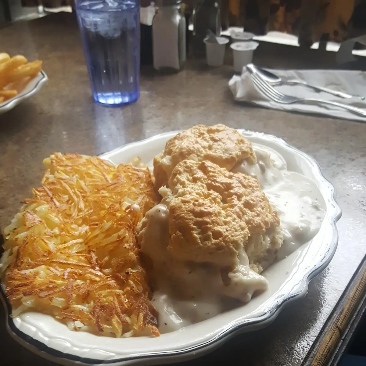 Biscuits Gravy & Hash Browns