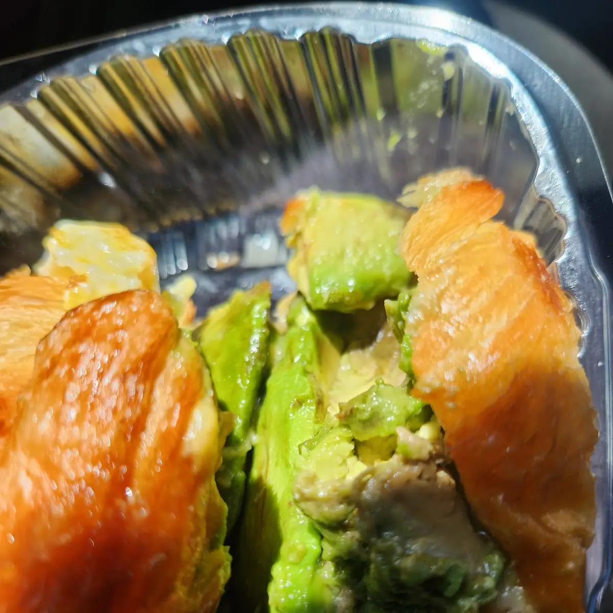 Egg White Cheddar & Avocado Croissant