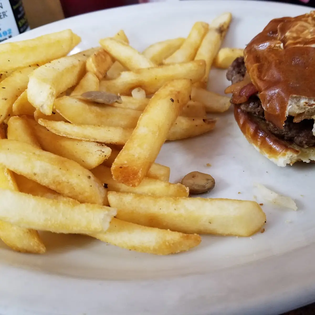 Pretzel Burger