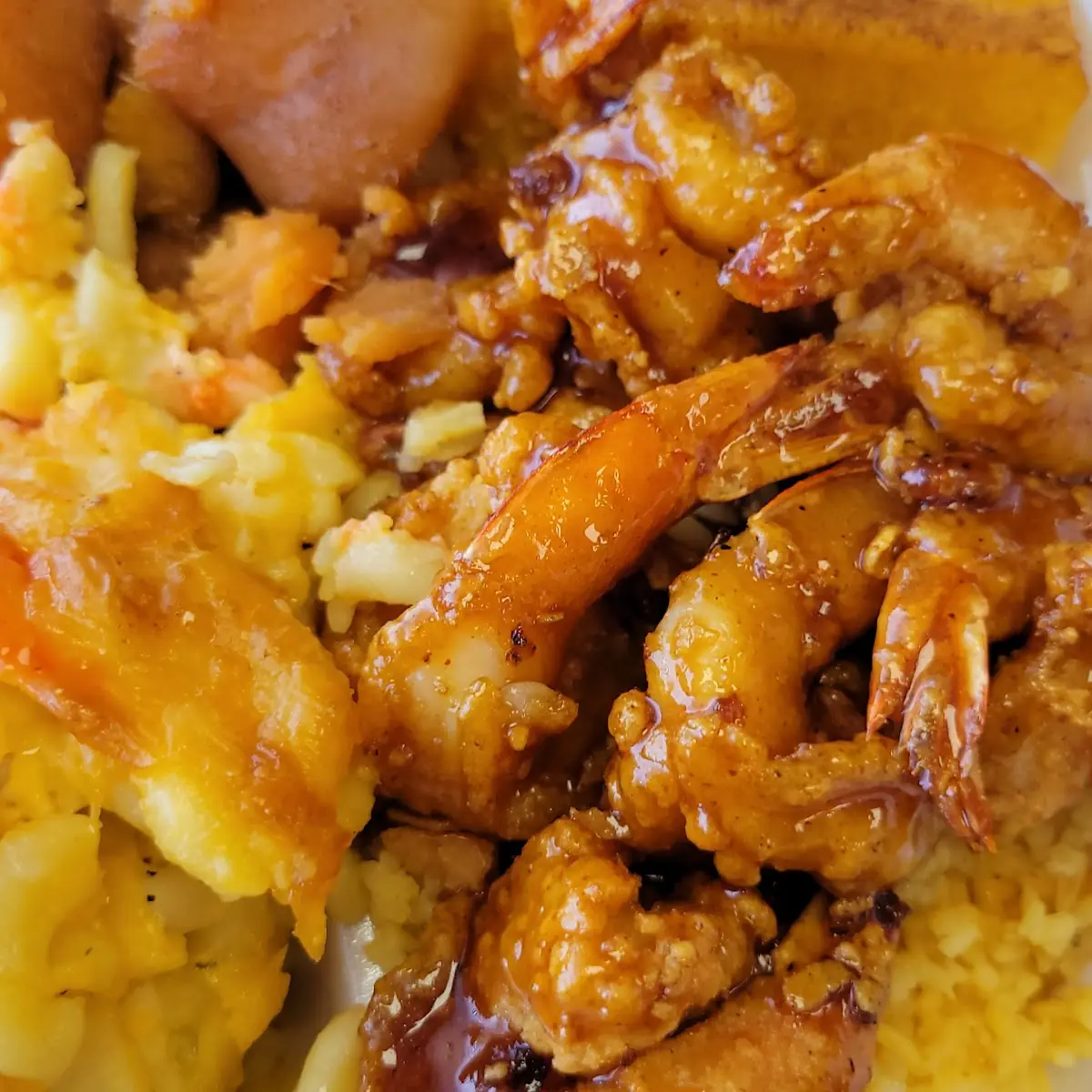 Shrimp Mac N Cheese Yams