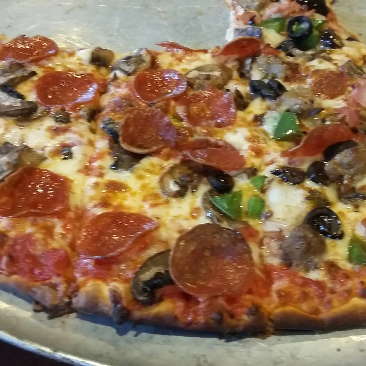 Great Thin Crust Pizza