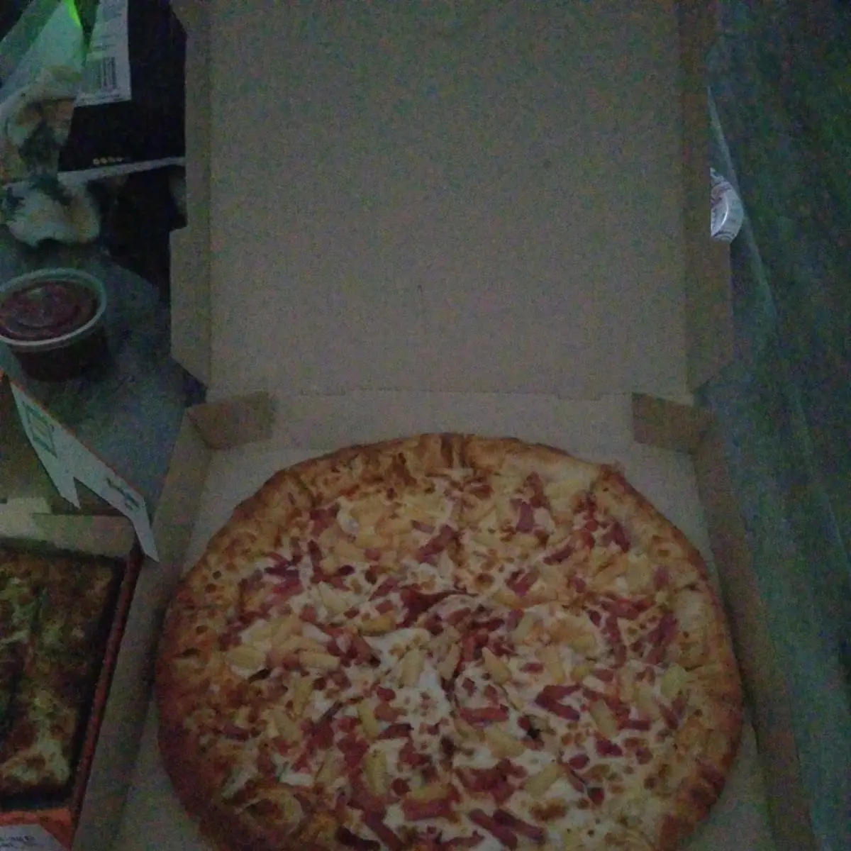 Hawaiian Pizza