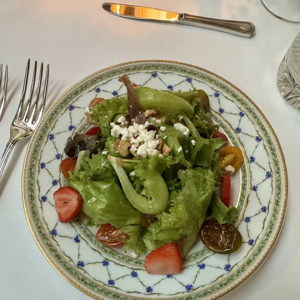 Salad with Walnuts