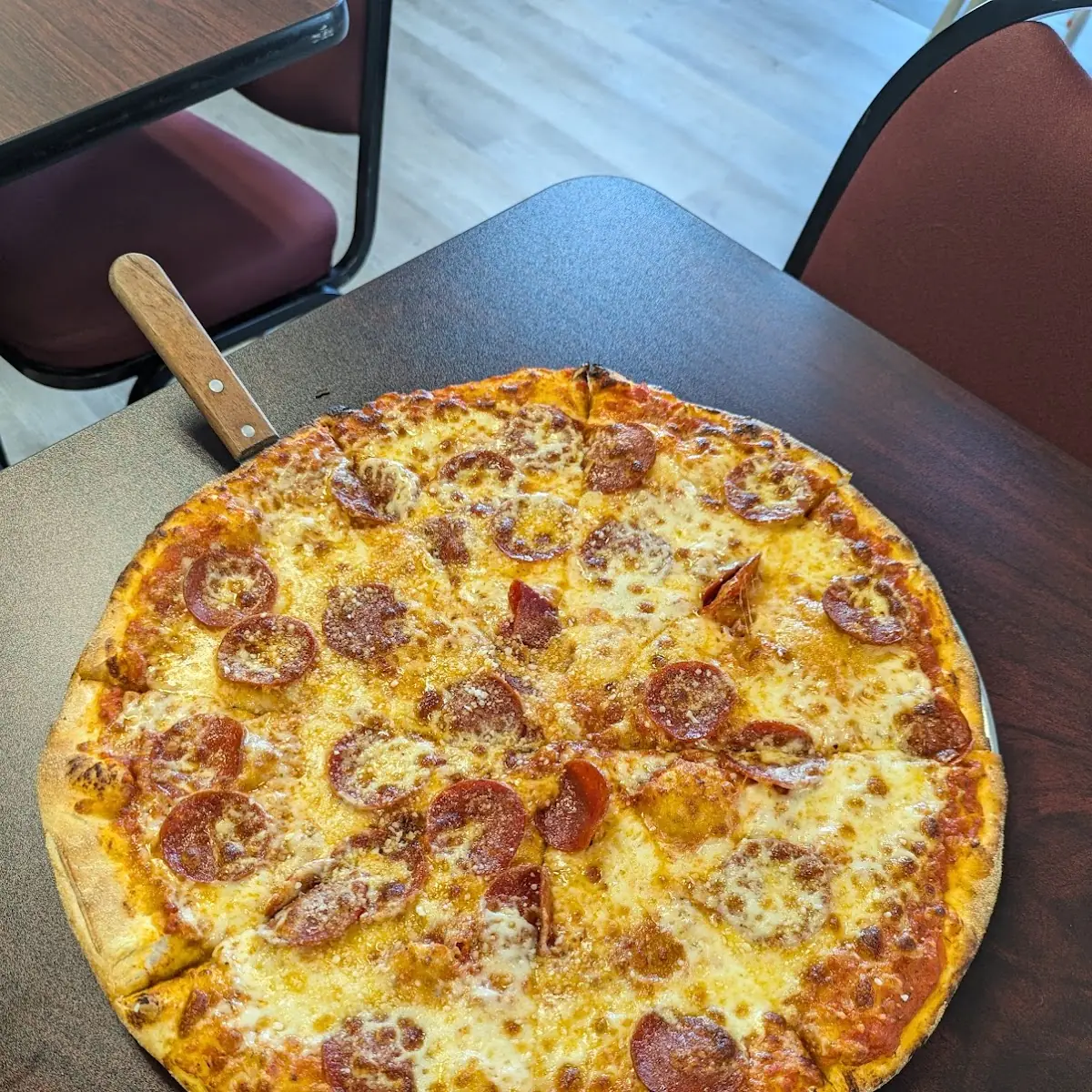 16 Pepperoni Pizza Special
