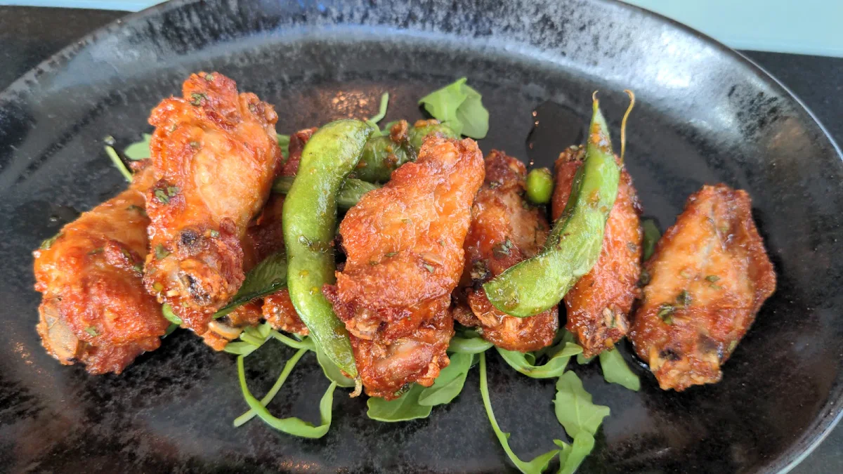 Buffalo Chicken Wings, Bijou Resto Bar