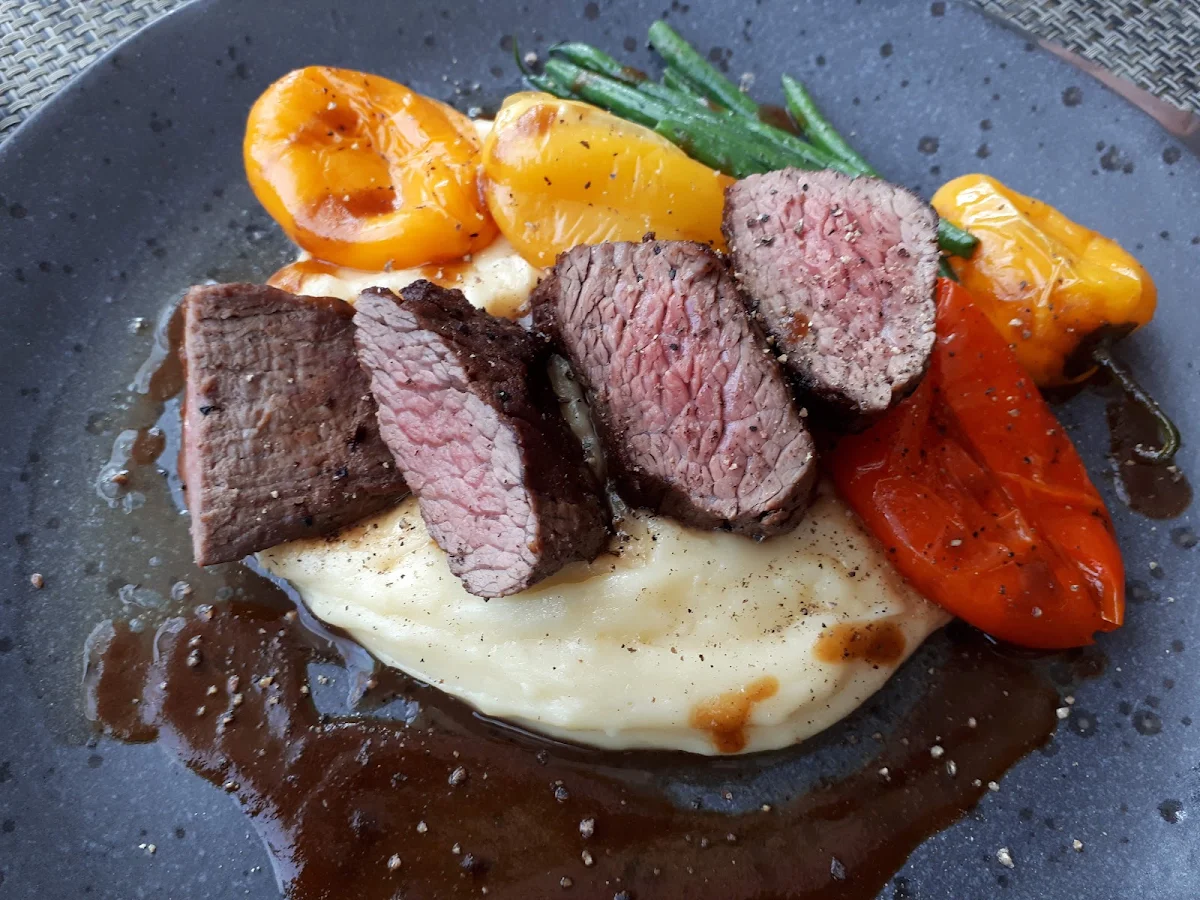 Steak Et Patate Puré, Bijou Resto Bar
