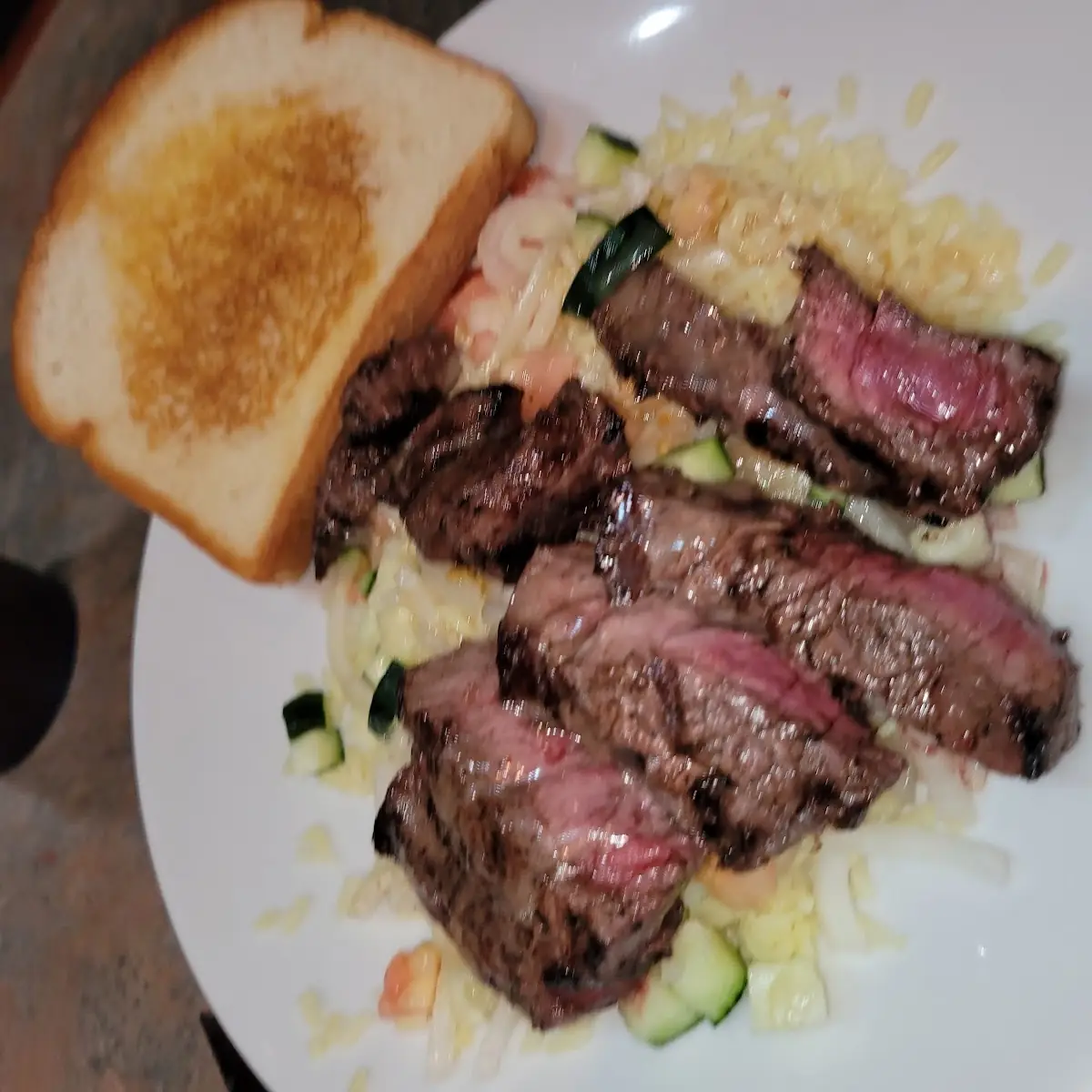 MO's on Rice with Steak