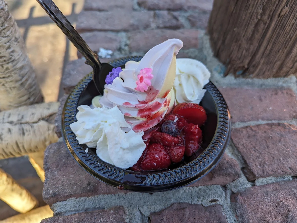 Strawberry Sundae