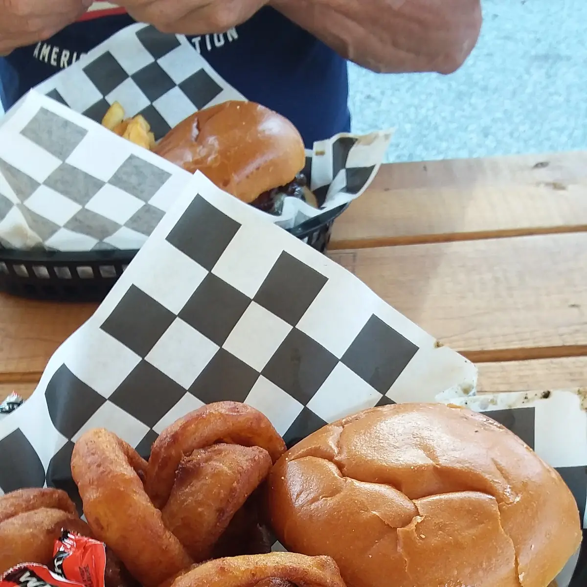 Cheeseburger and Onion Rings