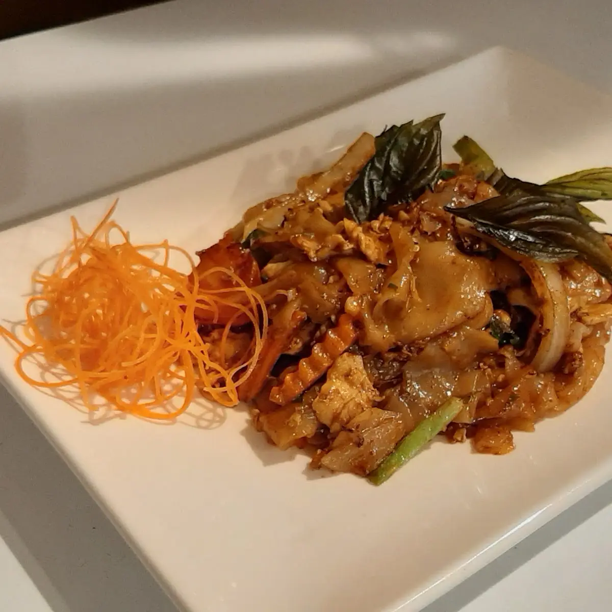 Pad Kee Mao Chicken