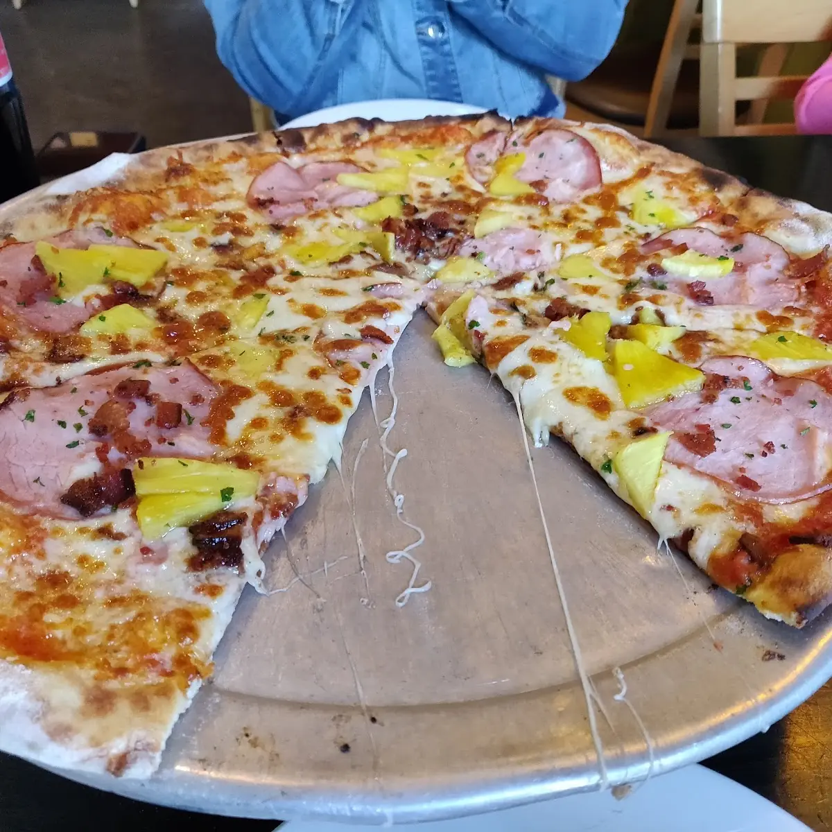Hawaiian Pizza