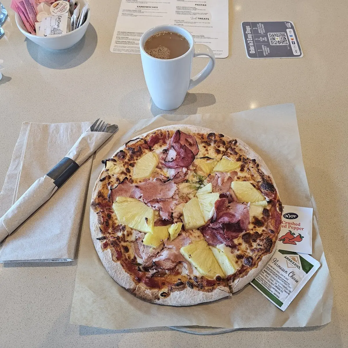 Hawaiian Pizza
