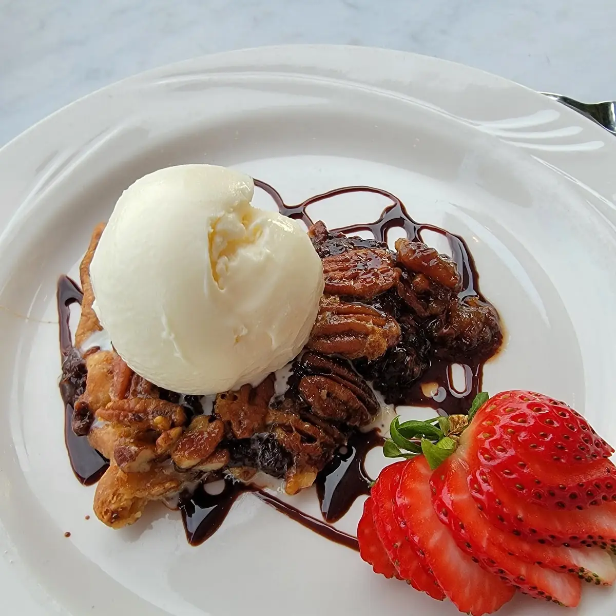 Chocolate Bourbon Pecan Pie