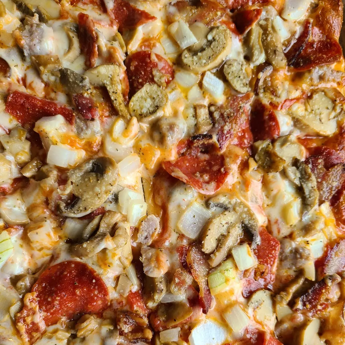 Hot Chicken Pizza