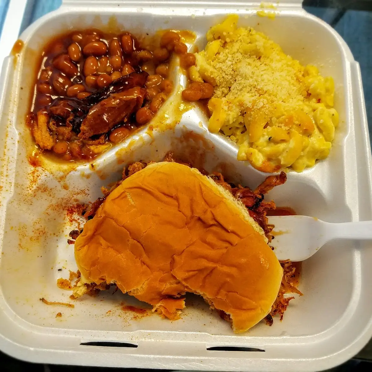 Pulled Pork Sandwich with Baked Beans and Mac and Cheese