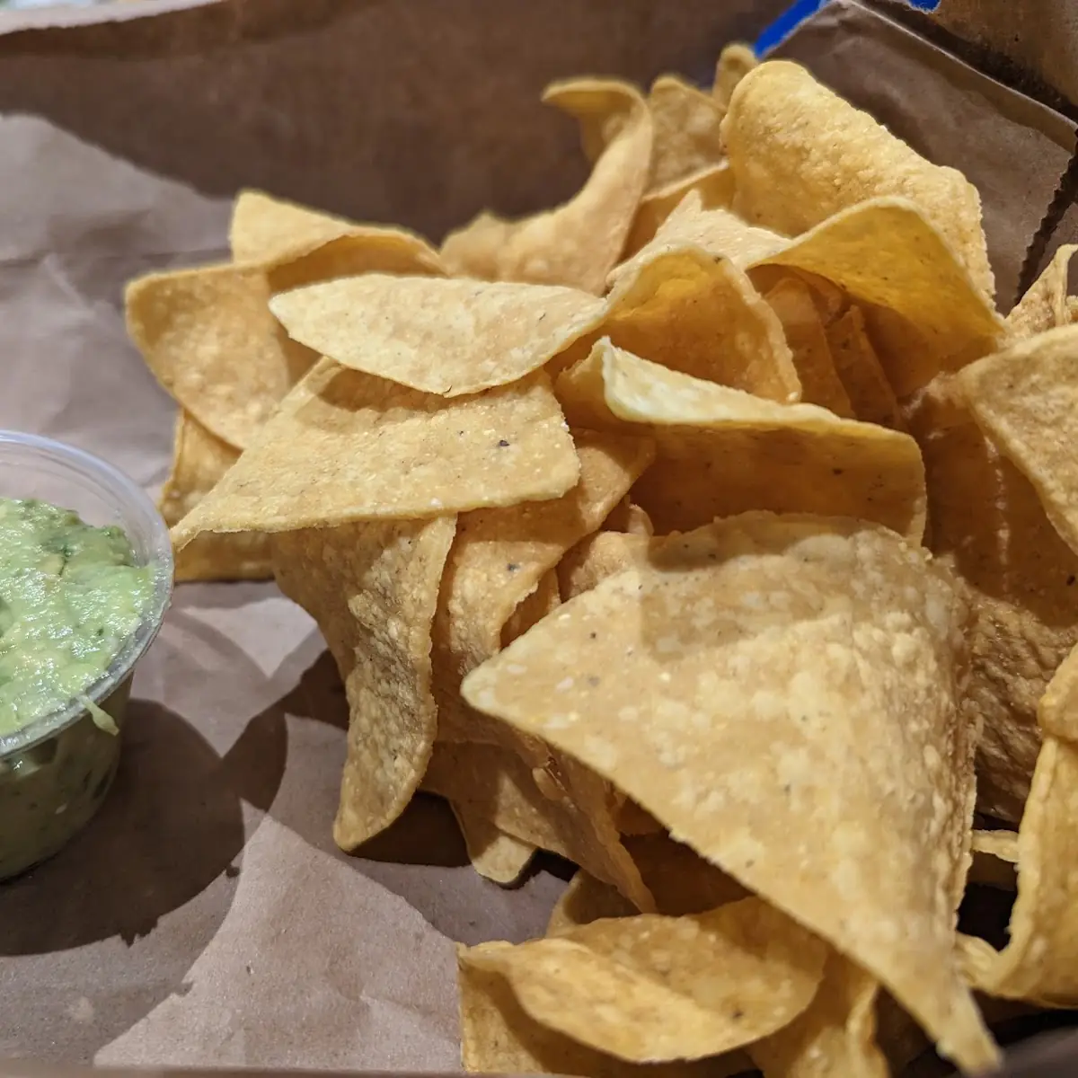Chips & Guacamole