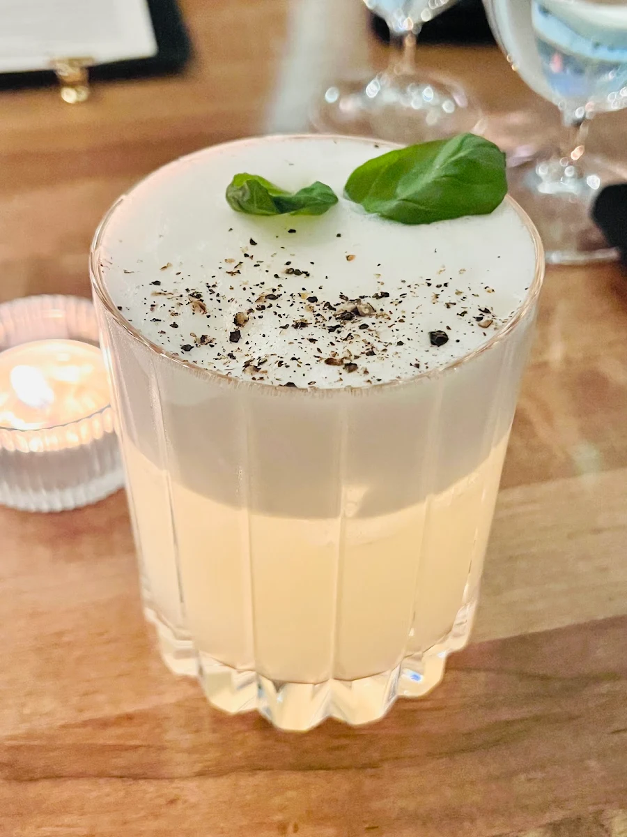 Lemon Basil Sour