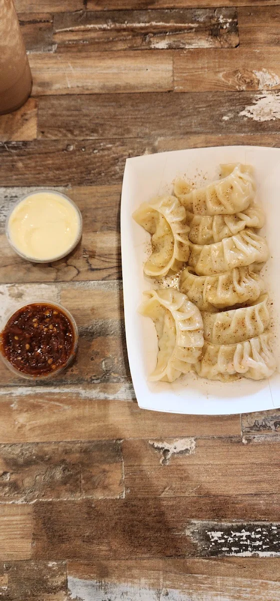 Momos